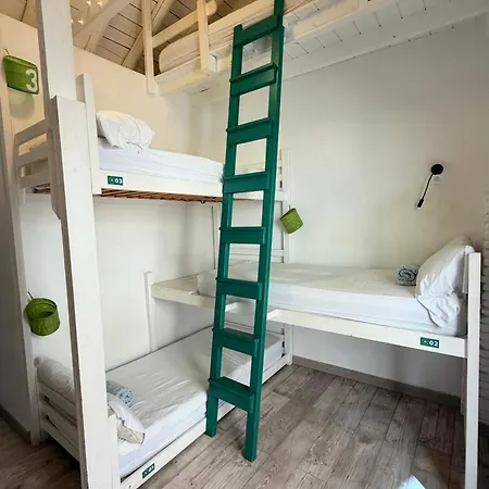 Auberge de jeunesse Amaka House *