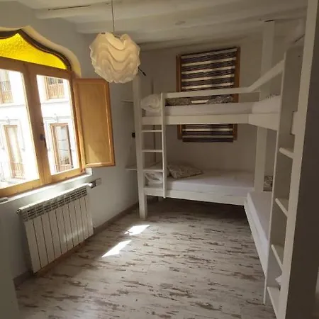 Amaka House Hostal Granada
